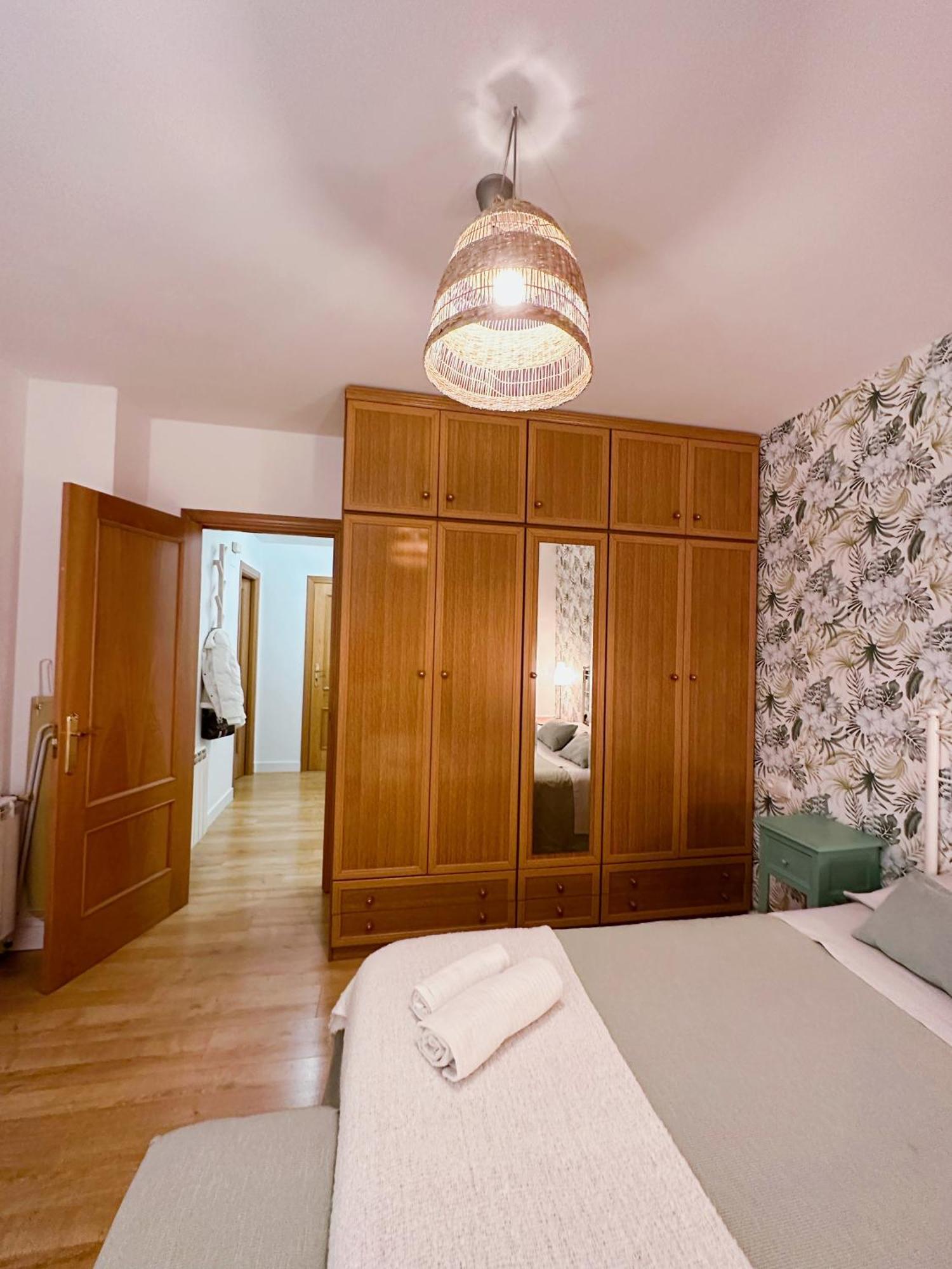 Apartamento Suite Los Deportes Ponferrada Exterior photo
